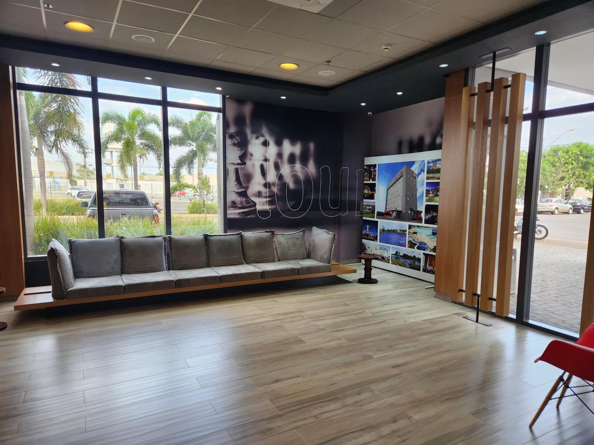 Ibis Jatai Hotel Екстериор снимка
