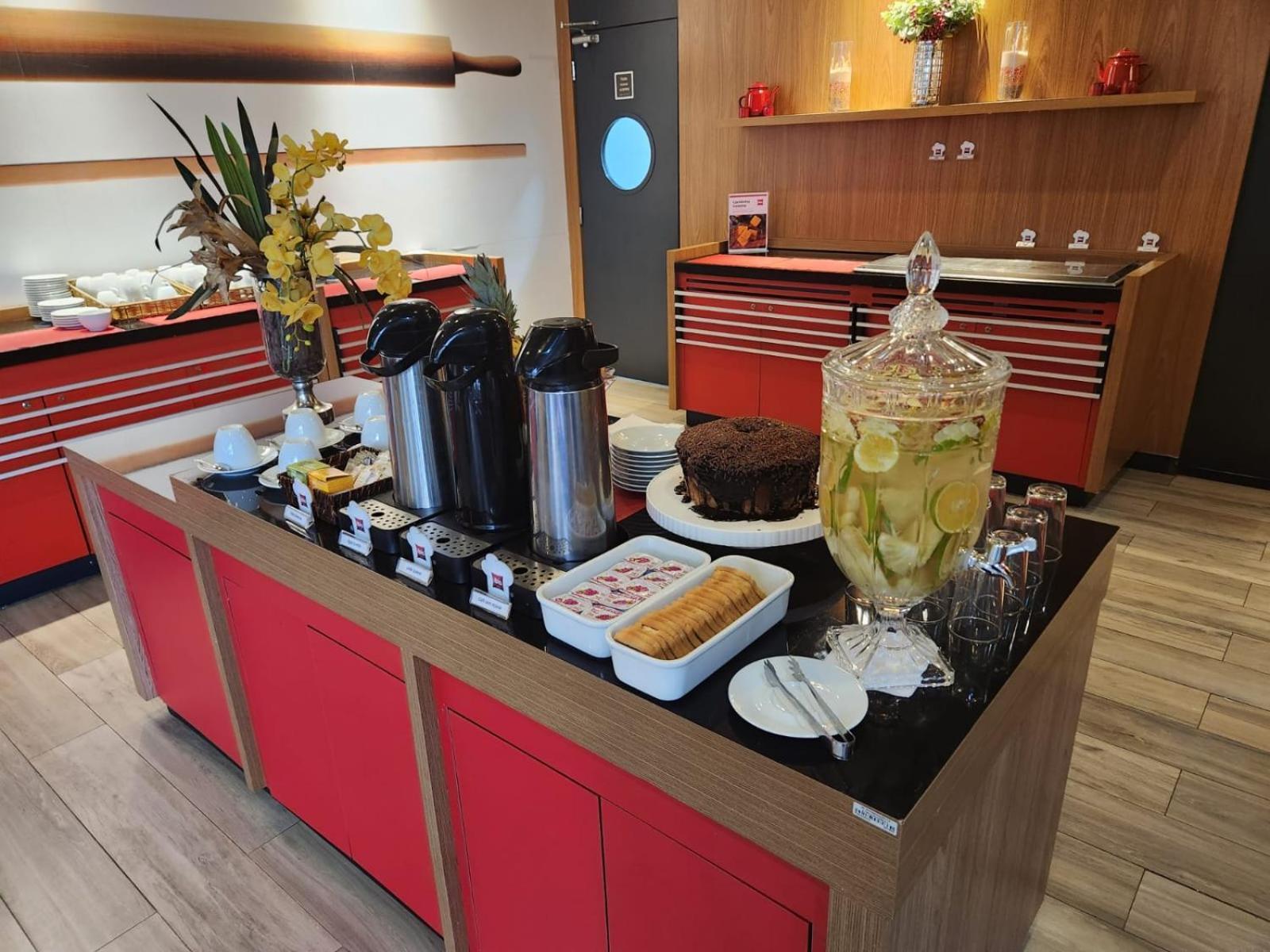 Ibis Jatai Hotel Екстериор снимка
